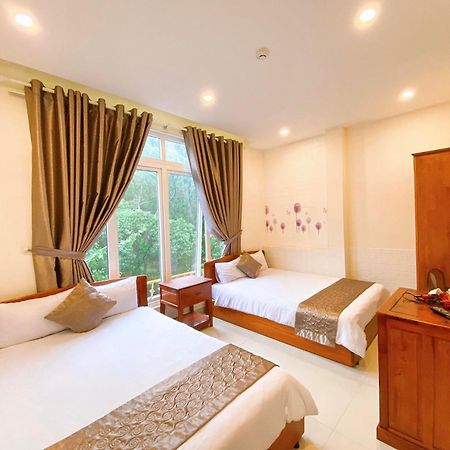Hotel Pham Duy Далат Экстерьер фото